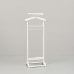 492761 Valet stand